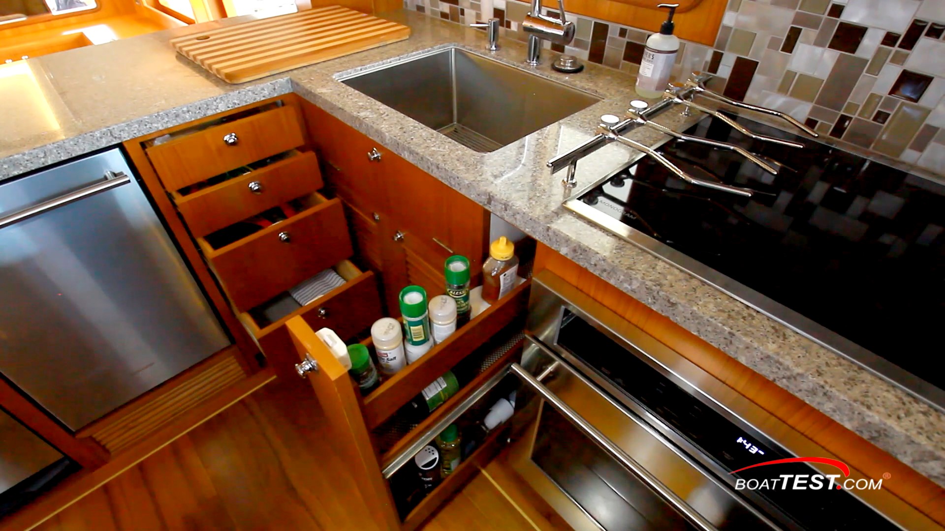 Galley storage