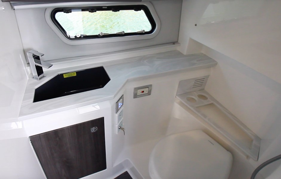 Molded fiberglass head