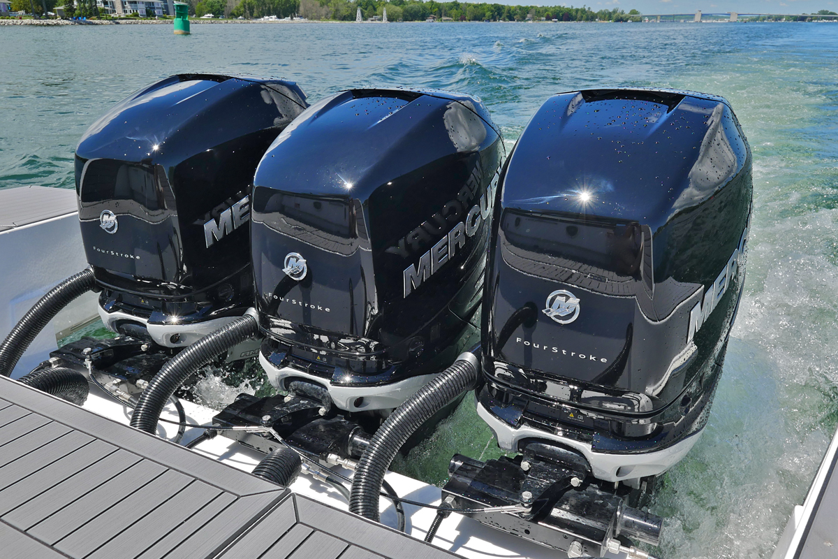 Cruisers Yachts 42 GLS