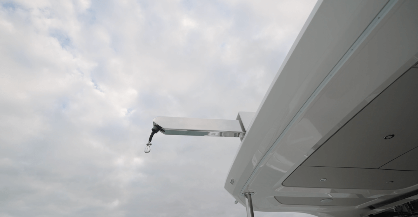 Aquila 50 davit system