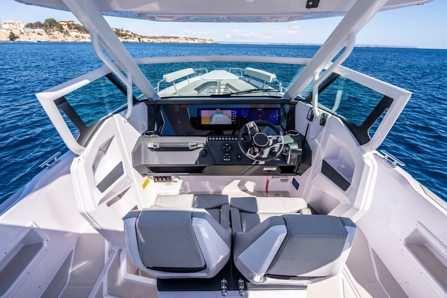 Axopar 29 Sun Top helm