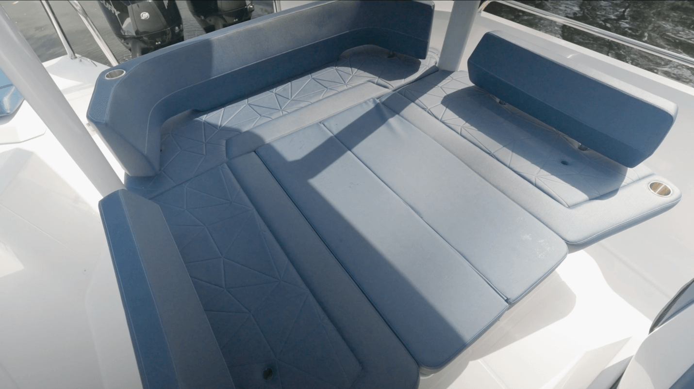 Axopar 29 Sun Top sunpad