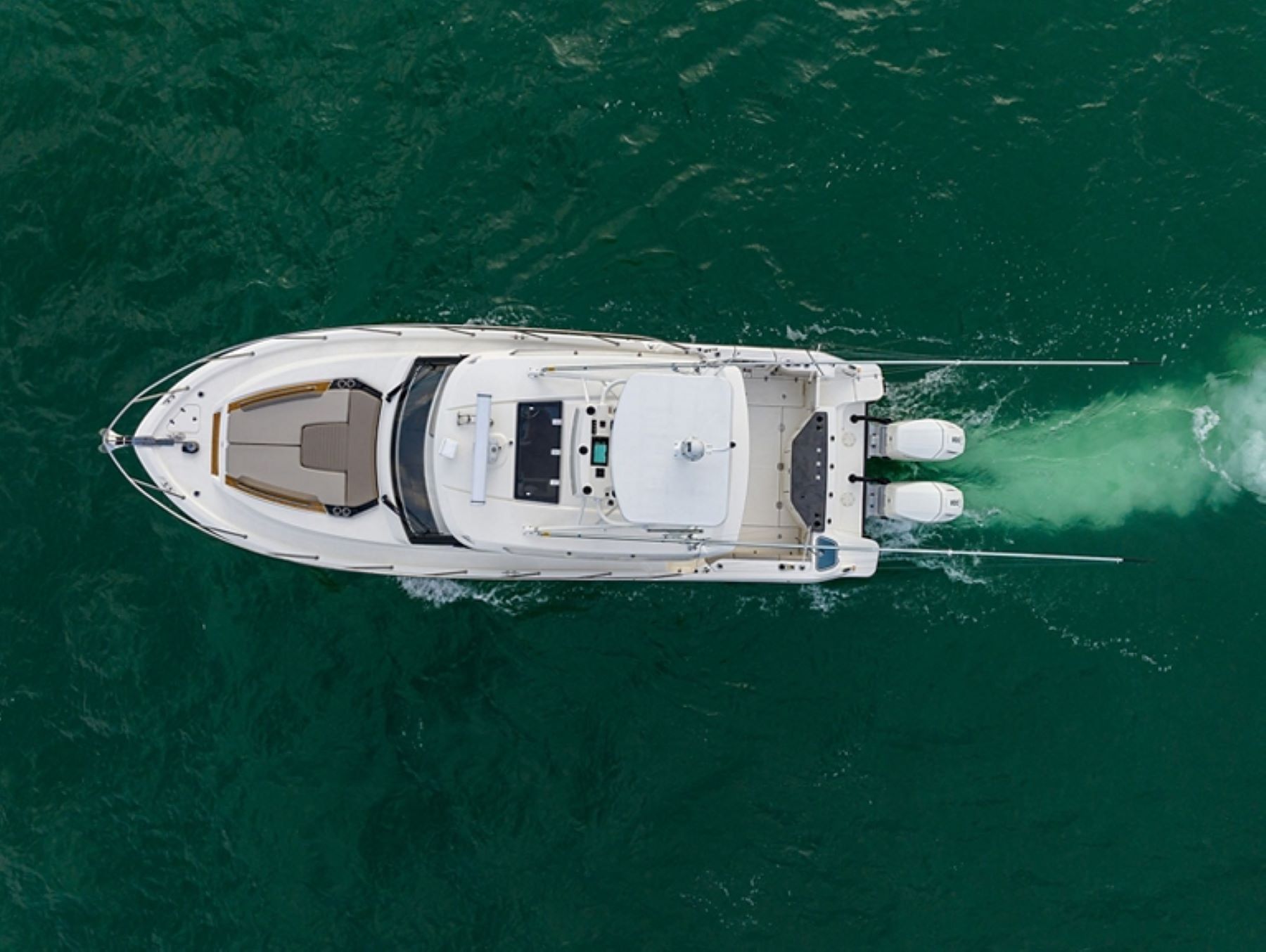 Boston Whaler 365 Conquest overhead