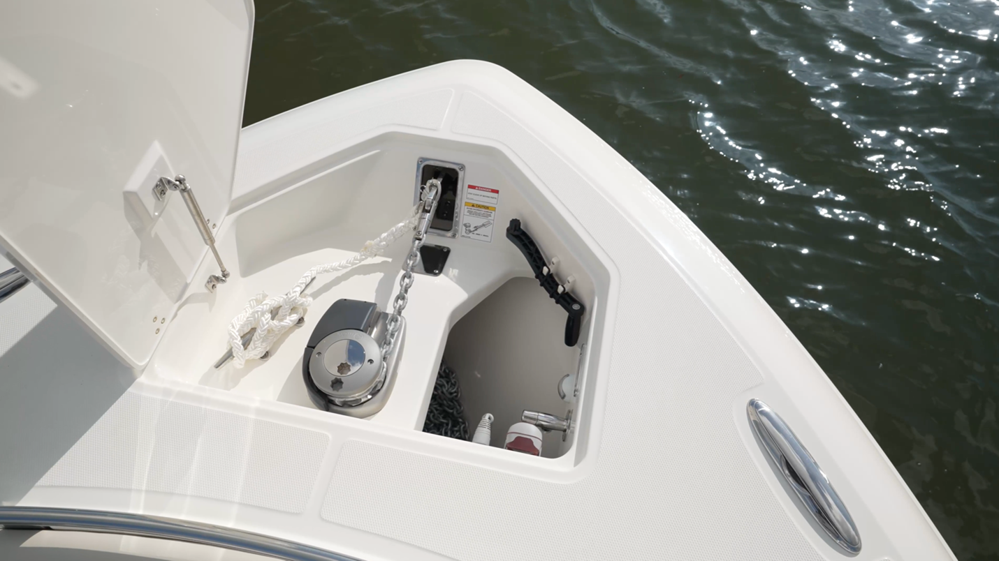 Boston Whaler 350 Realm anchor locker