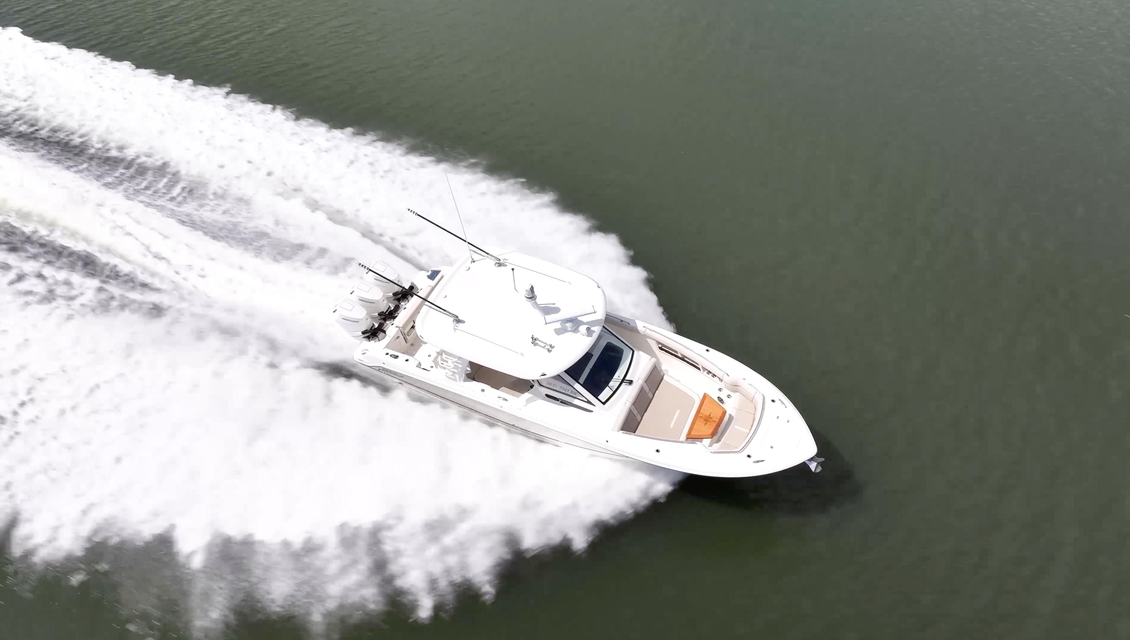 Boston Whaler 350 Realm overhead view