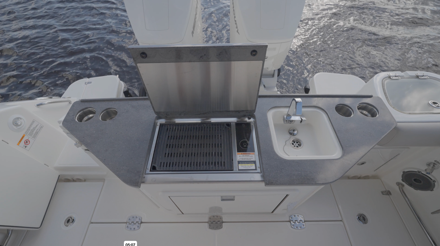 Boston Whaler 365 Conquest transom with optional summer kitchen