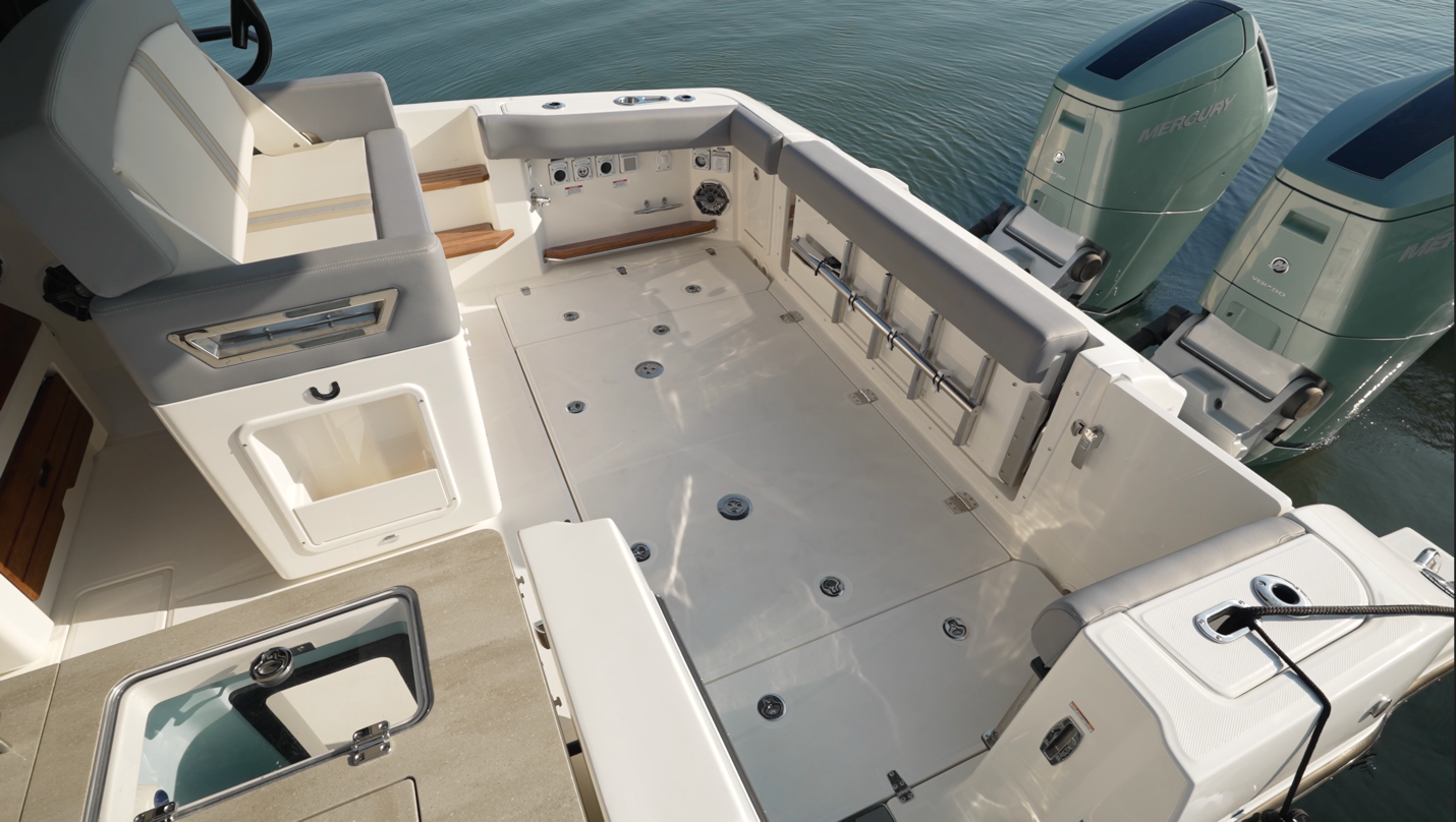 Boston Whaler 380 Realm cockpit and transom