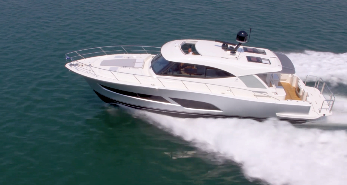 Riviera 505 SUV over head