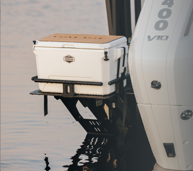 Mastercraft Helix Pontoon - cooler in a powered bracket at the transom