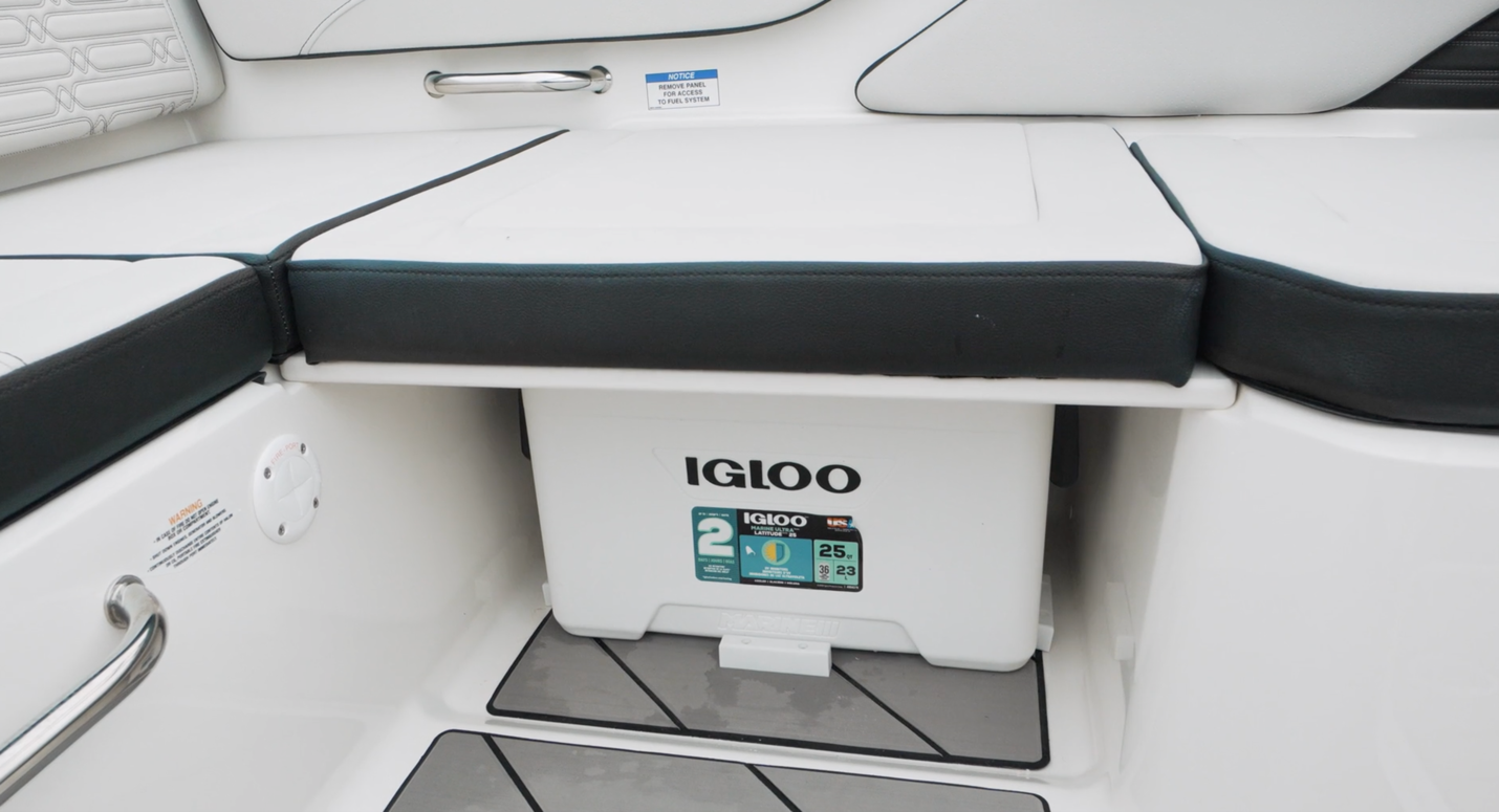 Sea Ray 210 SPX OB storage under a port side seat