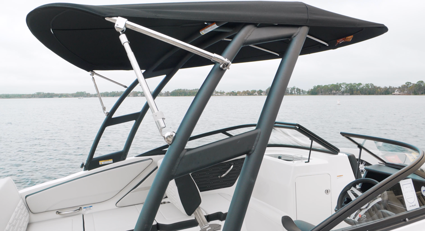 Sea Ray 210 SPX SD sports tower and Bimini
