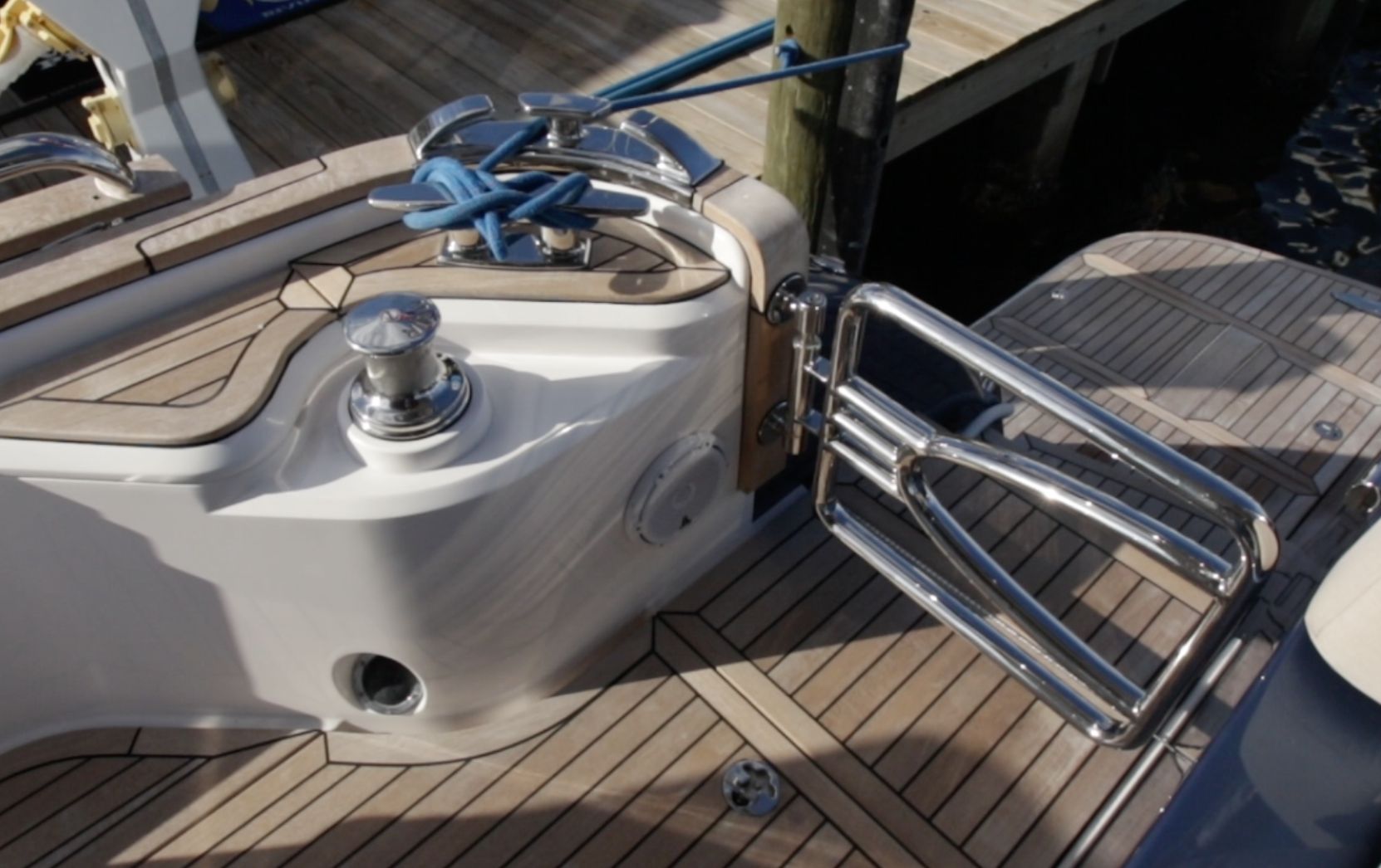 Riviera Belize 66 Daybridge