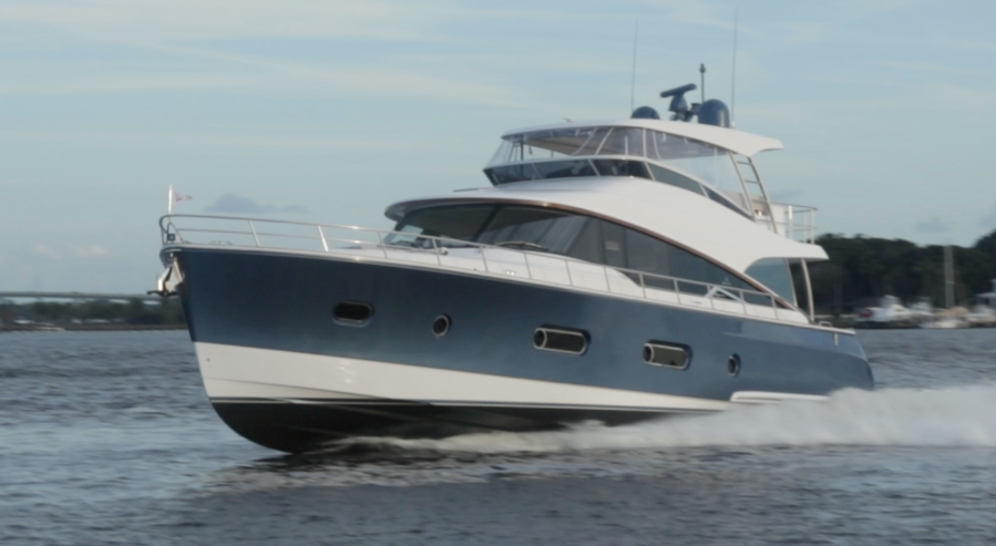 Riviera Belize 66 Daybridge