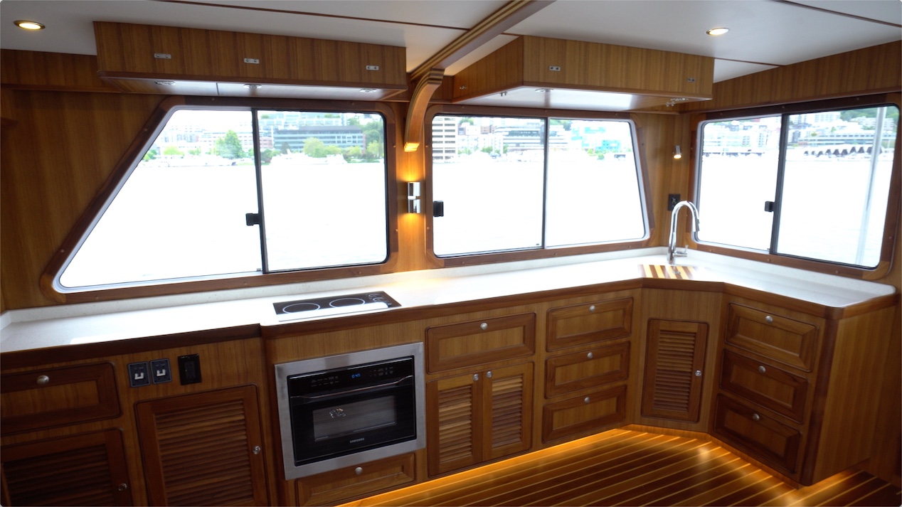 helmsman 43e