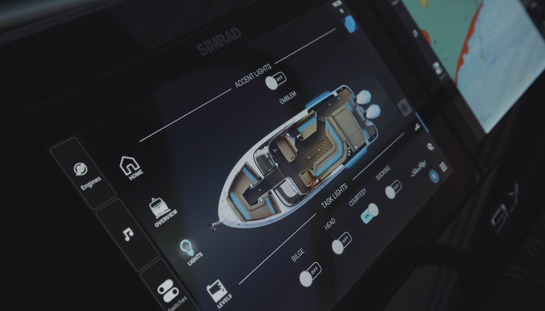 SeaRay SLX 280 sterndrive lights