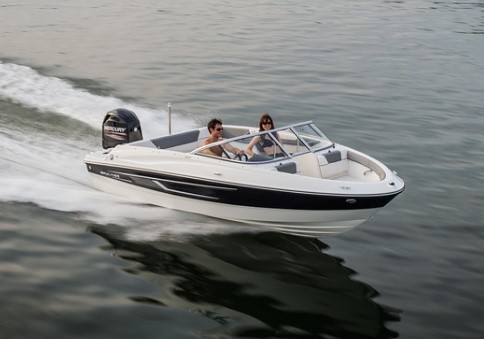 10 Boat Buying Mistakes bayliner 180