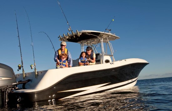 10 Boat Buying Mistakes family fishing