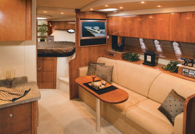 Cruisers Yachts 390 Sports Coupe Flexsteel