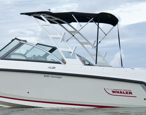 Boston Whaler 230 Vantage