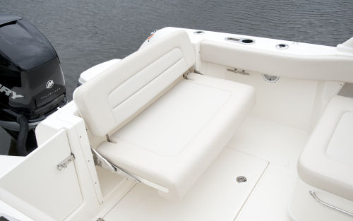 Boston Whaler 230 Vantage