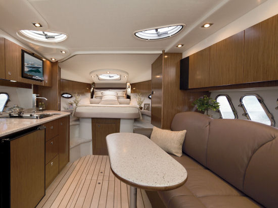 Cruisers Yachts 350 Express