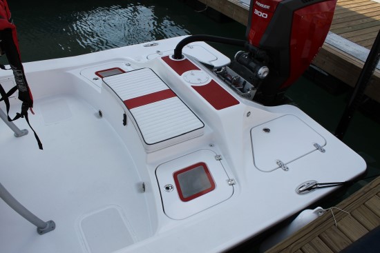 Tiburon ZX-25 rear deck