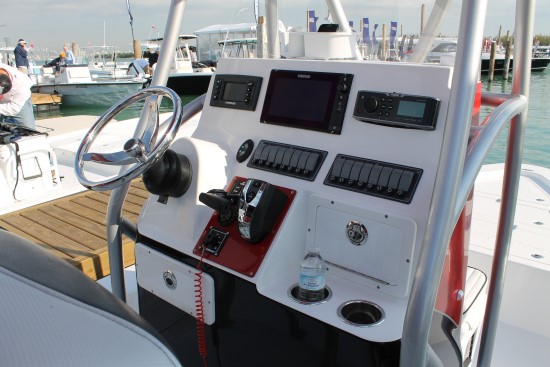 Tiburon ZX-25 tilt helm