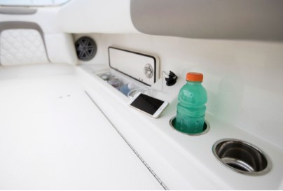 World Cat 280CC-X gunwales