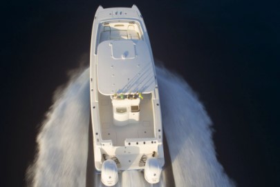 World Cat 280CC-X hardtop