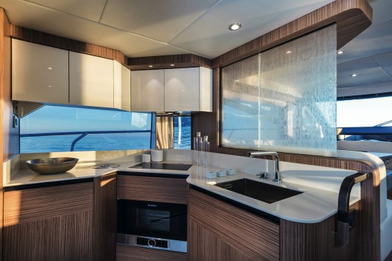 Absolute 58 Fly sliding glass panel