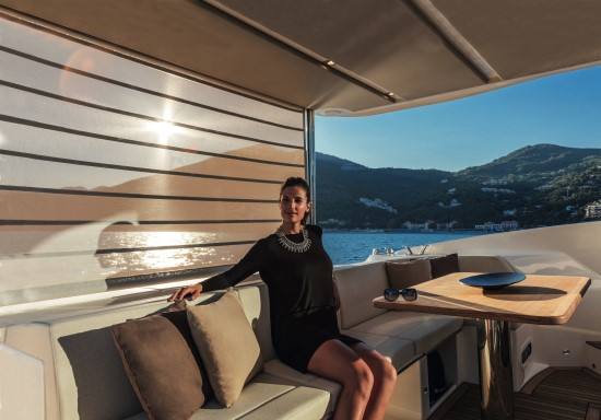 Absolute 58 Fly optional sunscreen