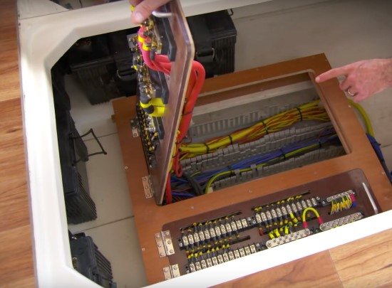 Aquila 44 wear-resistant floor