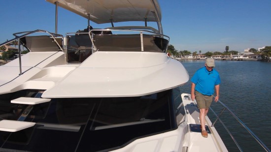 Aquila 44 side decks