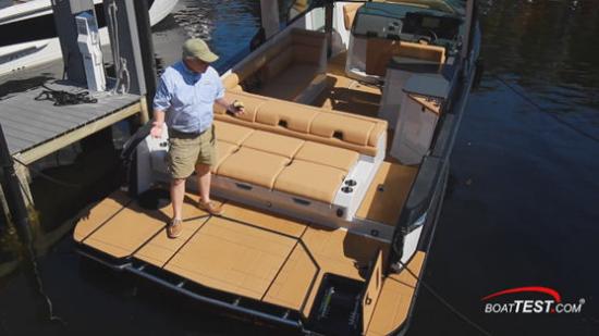 Aviara AV32 swim platform