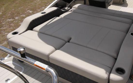 Barletta L25U aft lounge down