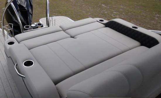 Barletta L25U aft lounge