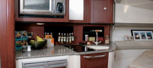 Boston Whaler 345 Conquest