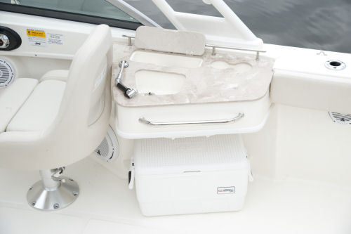 Boston Whaler 230 Vantage