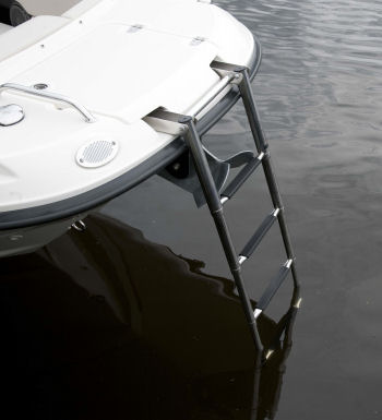 Boston Whaler 230 Vantage