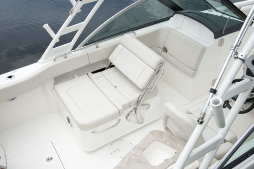Boston Whaler 230 Vantage
