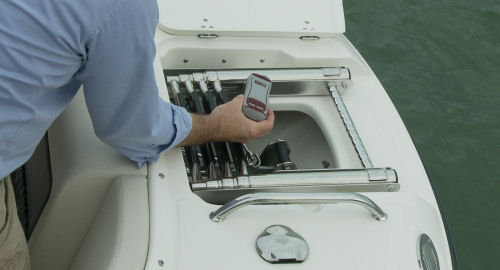 Boston Whaler 230 Vantage