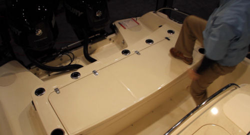 Boston Whaler 270 Dauntless