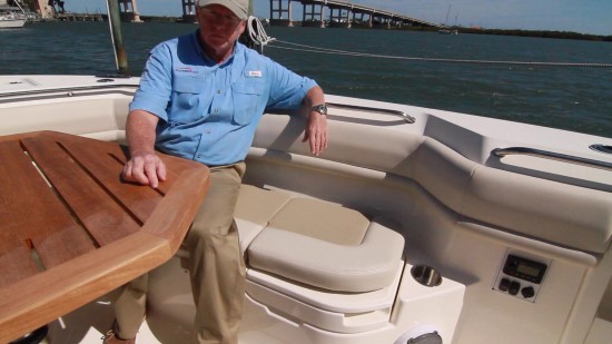 Boston Whaler 380 Outrage seat down