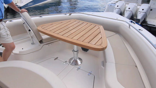 Boston Whaler 420 Outrage