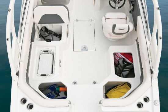 Chaparral 230 SunCoast