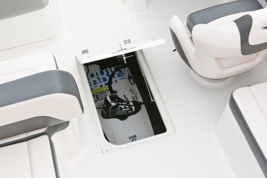 Chaparral 230 SunCoast