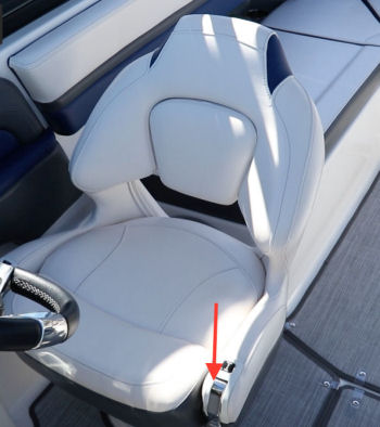 Chaparral 243 Vortex VRX bucket seat