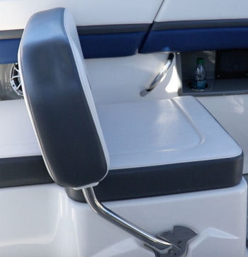 Chaparral 243 Vortex VRX flip back