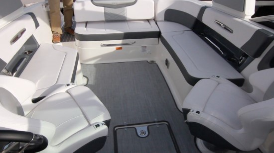 Chaparral 267 SSX Aft Cockpit Seating