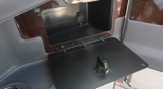 Chaparral 267 SSX Globebox